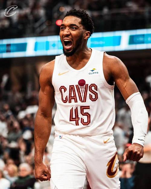 米切尔绝杀雷霆