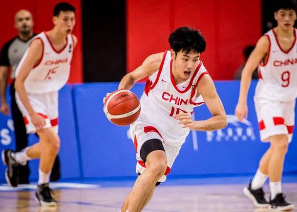 中国男篮vs波兰全场录播