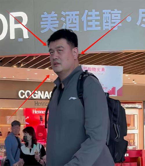 姚明有400斤重吗