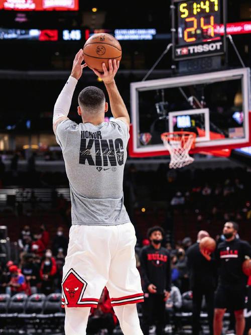 扎克拉文多少岁了