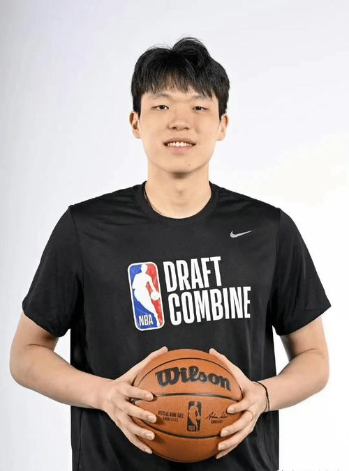 进入nba的中国球员是谁