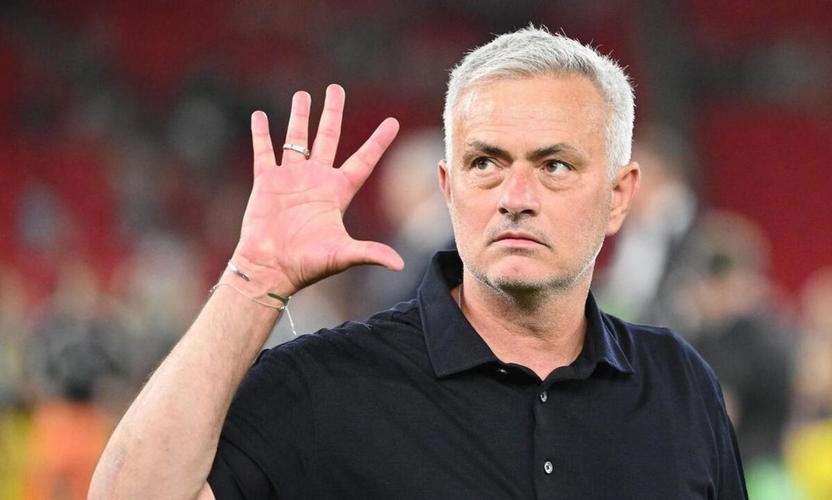 穆里尼奥什么时候执教皇马