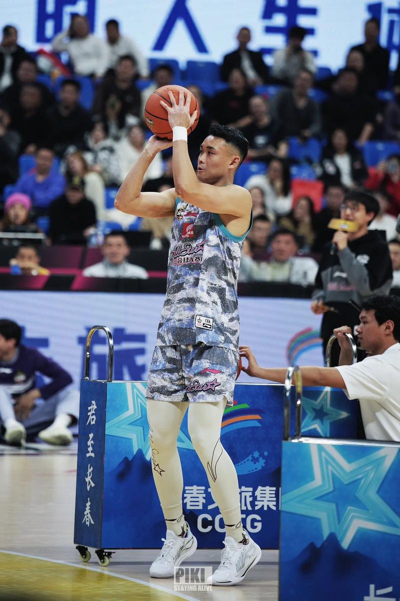 广东cba总冠军跳舞是谁