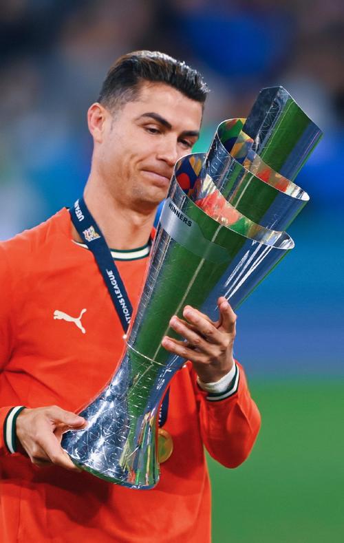 欧洲杯谁拿冠军了