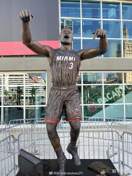 热火用什么换了詹姆斯呢